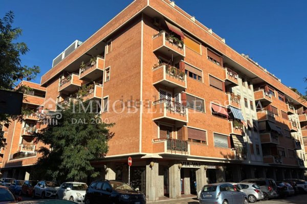 appartamento in vendita a Roma in zona Ostia