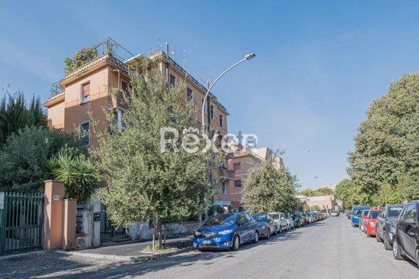 appartamento in vendita a Roma in zona Monte Sacro/Talenti