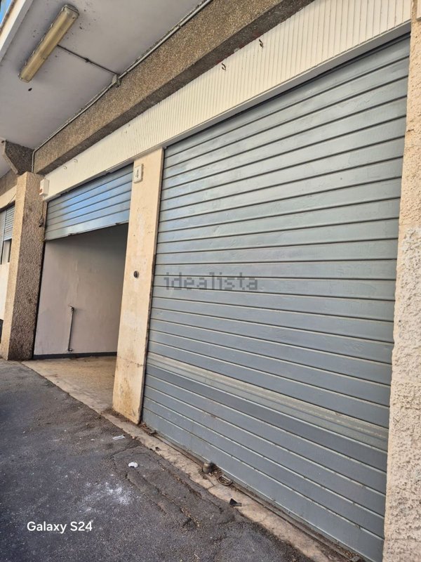 locale commerciale in vendita a Roma in zona Portuense