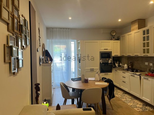 appartamento in vendita a Roma in zona Selva Candida
