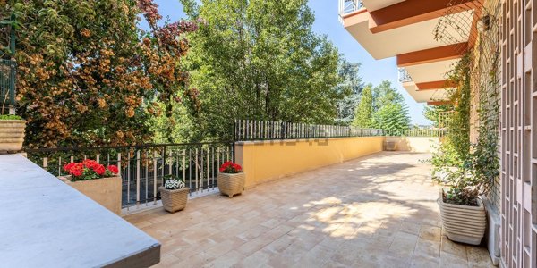 appartamento in vendita a Roma in zona Ostiense