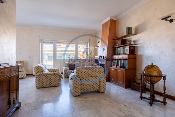 appartamento in vendita a Roma in zona Ostia