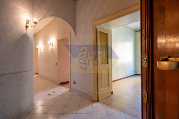 appartamento in vendita a Roma in zona Tuscolano