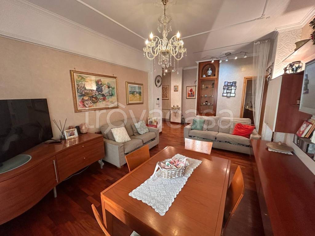 appartamento in vendita a Roma in zona Prenestino-Labicano