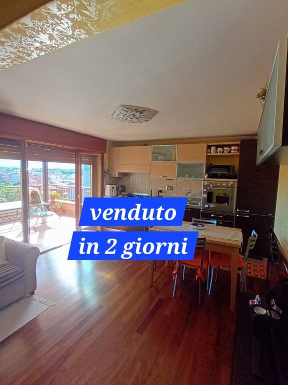 appartamento in vendita a Roma in zona Torre Maura