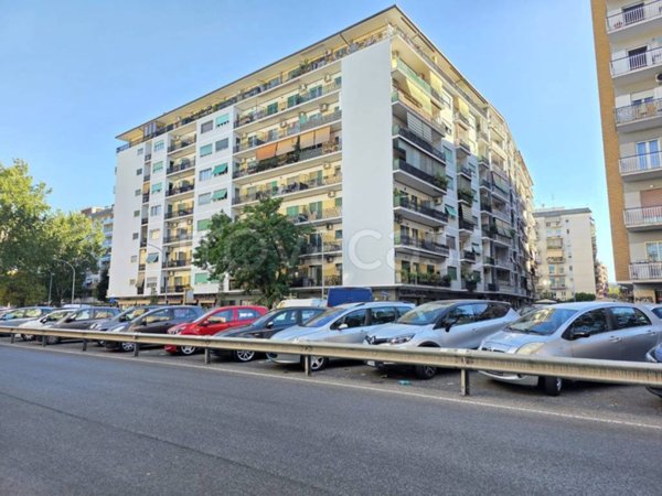 appartamento in vendita a Roma in zona Cinecittà