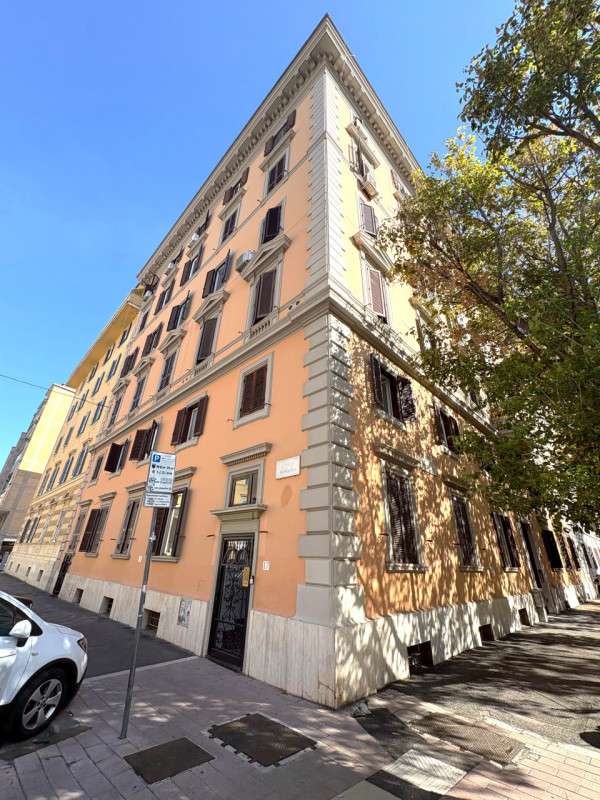 appartamento in vendita a Roma in zona Rione Prati