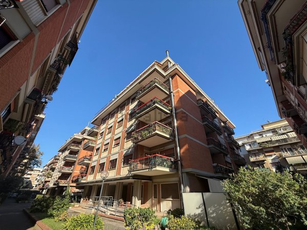 appartamento in vendita a Roma in zona Ostia