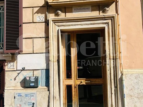 appartamento in vendita a Roma in zona Rione Prati