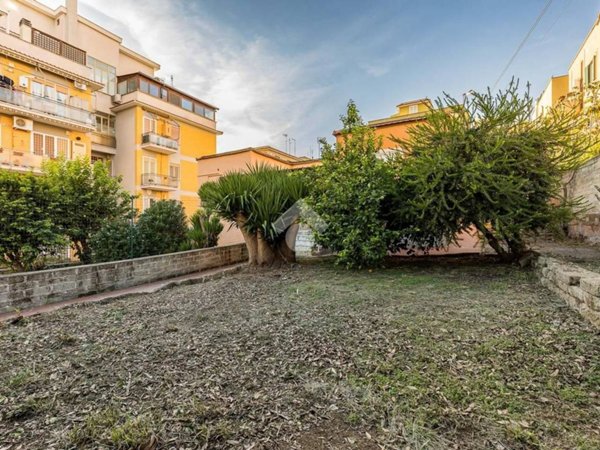 casa indipendente in vendita a Roma in zona Primavalle