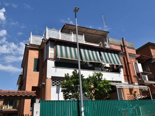 appartamento in vendita a Roma in zona Montespaccato