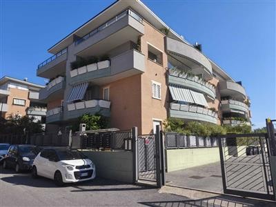 appartamento in vendita a Roma in zona Dragona/Bagnoletto