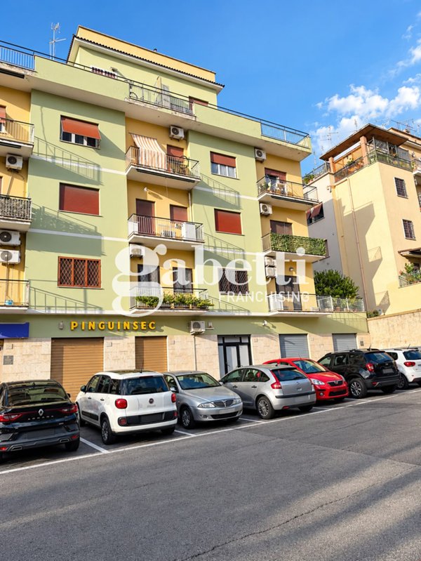 appartamento in vendita a Roma in zona Prenestino-Centocelle
