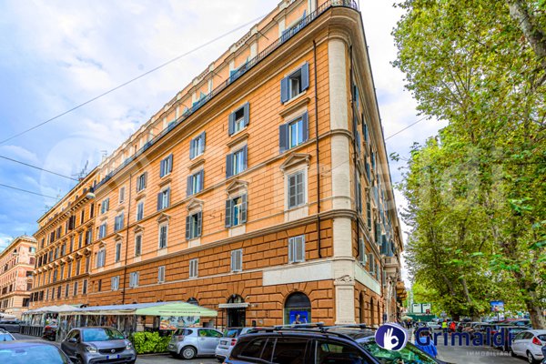 appartamento in vendita a Roma in zona Rione Prati