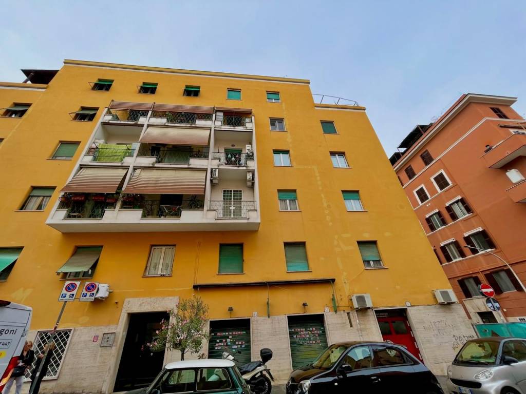 appartamento in vendita a Roma in zona Gianicolense