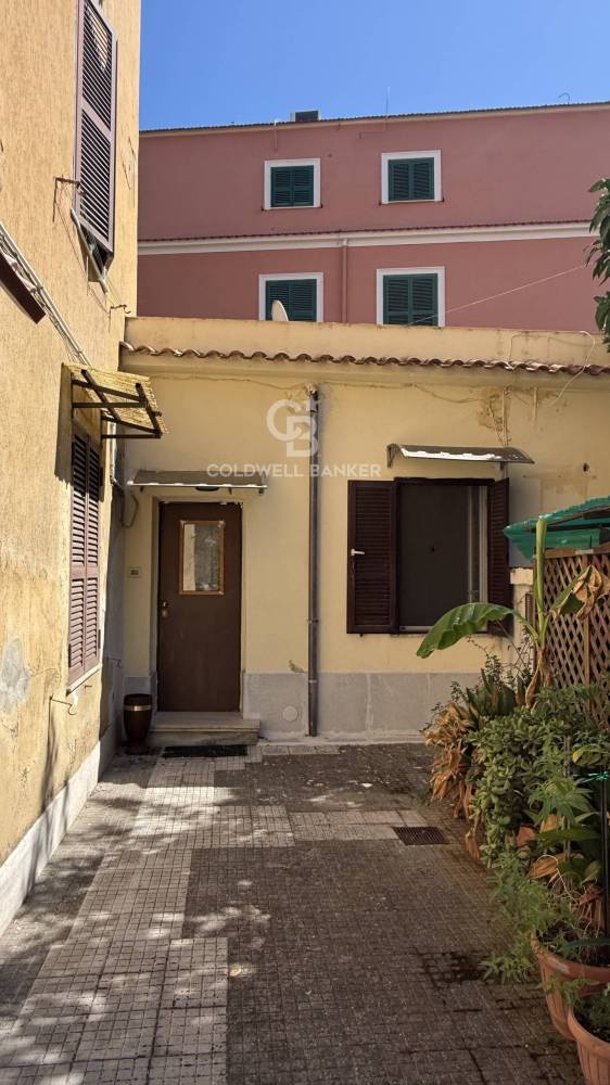 appartamento in vendita a Roma in zona Prenestino-Centocelle