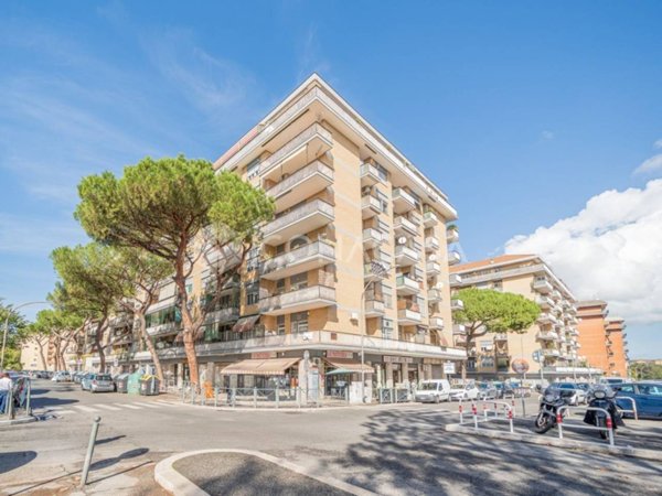 appartamento in vendita a Roma in zona Don Bosco