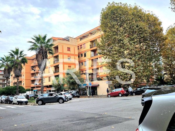 appartamento in vendita a Roma in zona Ostia
