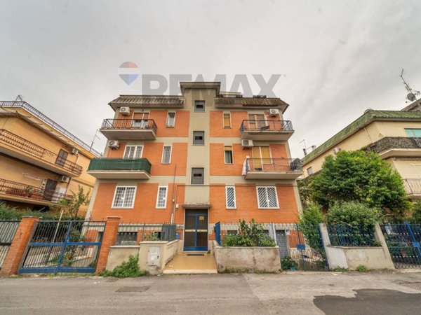 appartamento in vendita a Roma in zona Torre Angela