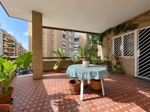 appartamento in vendita a Roma in zona Monte Sacro/Talenti