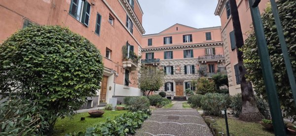 appartamento in vendita a Roma in zona Gianicolense