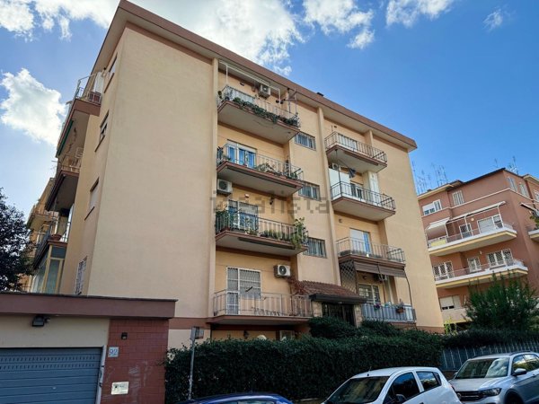 appartamento in vendita a Roma in zona Primavalle