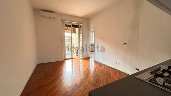 appartamento in vendita a Roma in zona Appio Pignatelli