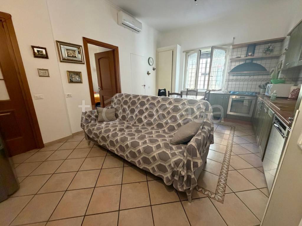 appartamento in vendita a Roma in zona Portuense