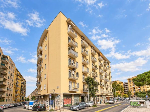 appartamento in vendita a Roma in zona Cinecittà