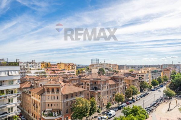 appartamento in vendita a Roma in zona Gianicolense