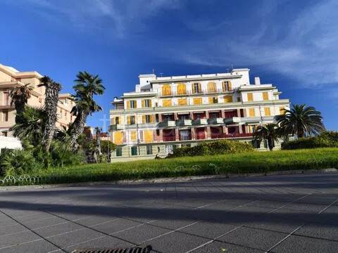 appartamento in vendita a Roma in zona Ostia