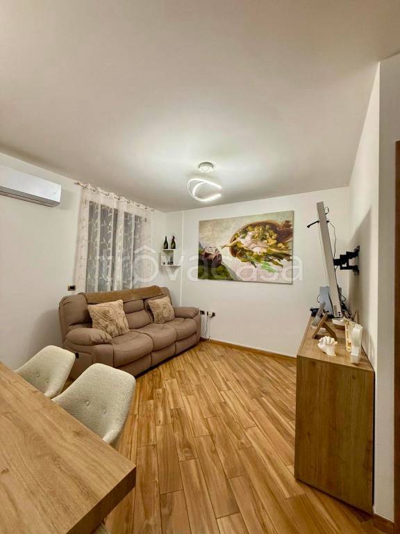 appartamento in vendita a Roma in zona Selva Candida