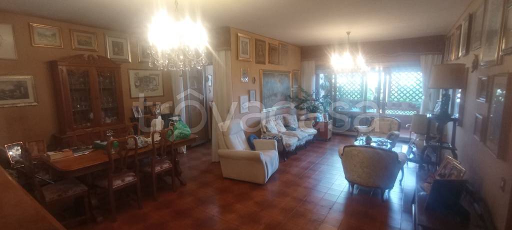 appartamento in vendita a Roma in zona Giuliano Dalmata