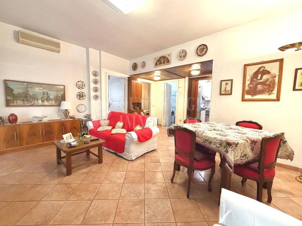 appartamento in vendita a Roma in zona Tuscolano