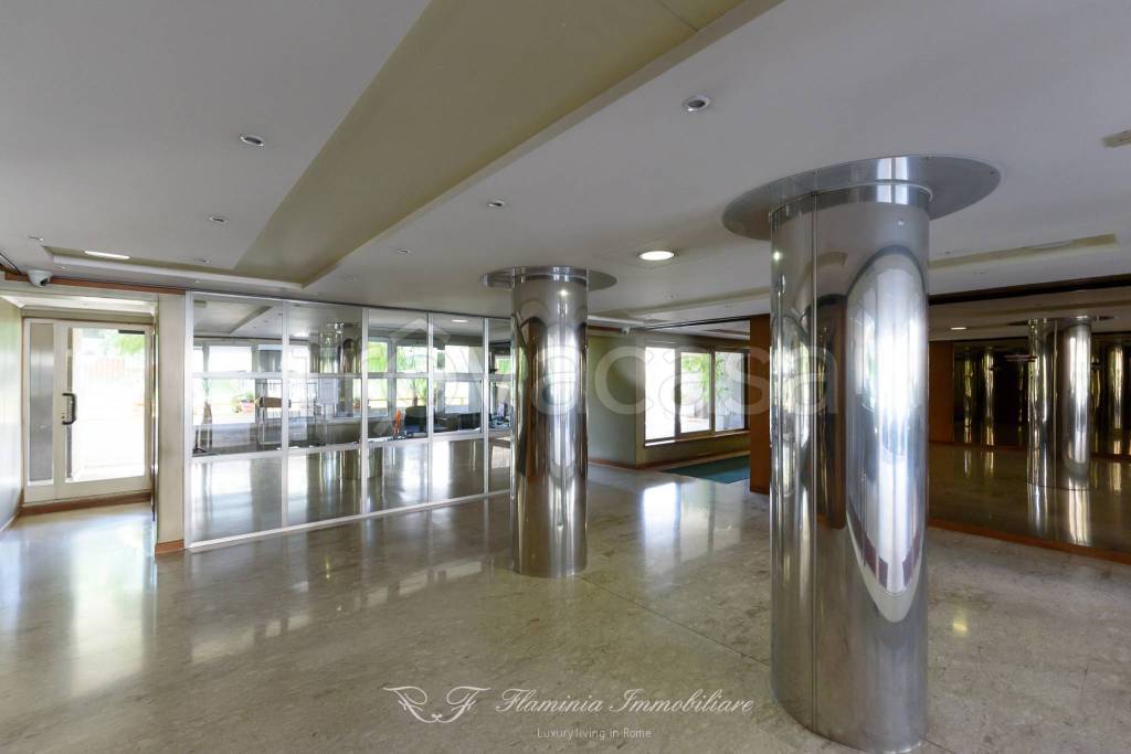appartamento in vendita a Roma in zona EUR