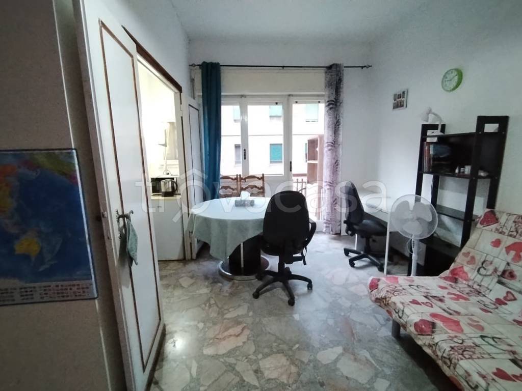 appartamento in vendita a Roma in zona Ostia