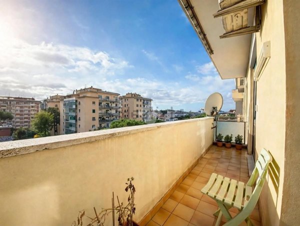appartamento in vendita a Roma in zona Ardeatino