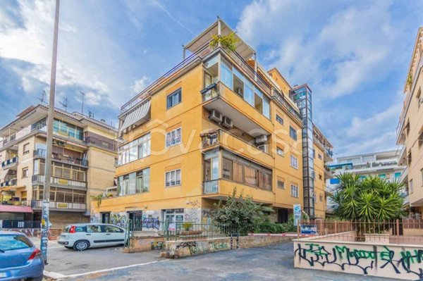 appartamento in vendita a Roma in zona Prenestino-Centocelle