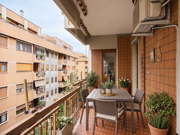 appartamento in vendita a Roma in zona Ostia