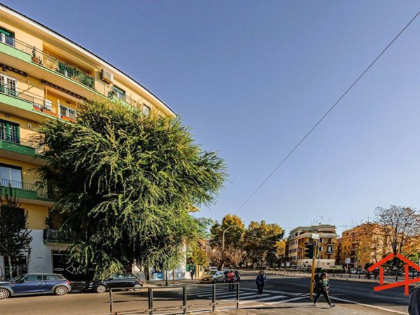 appartamento in vendita a Roma in zona Gianicolense
