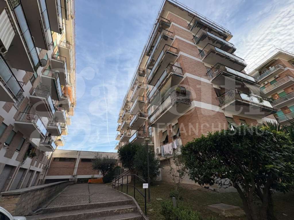 appartamento in vendita a Roma in zona Aurelio