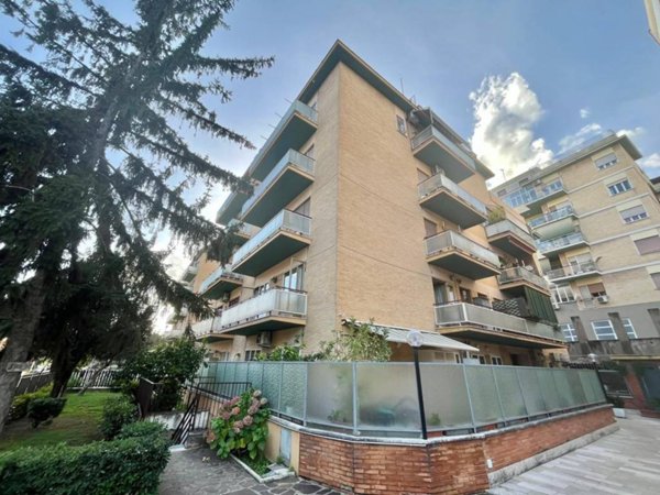 appartamento in vendita a Roma in zona Primavalle