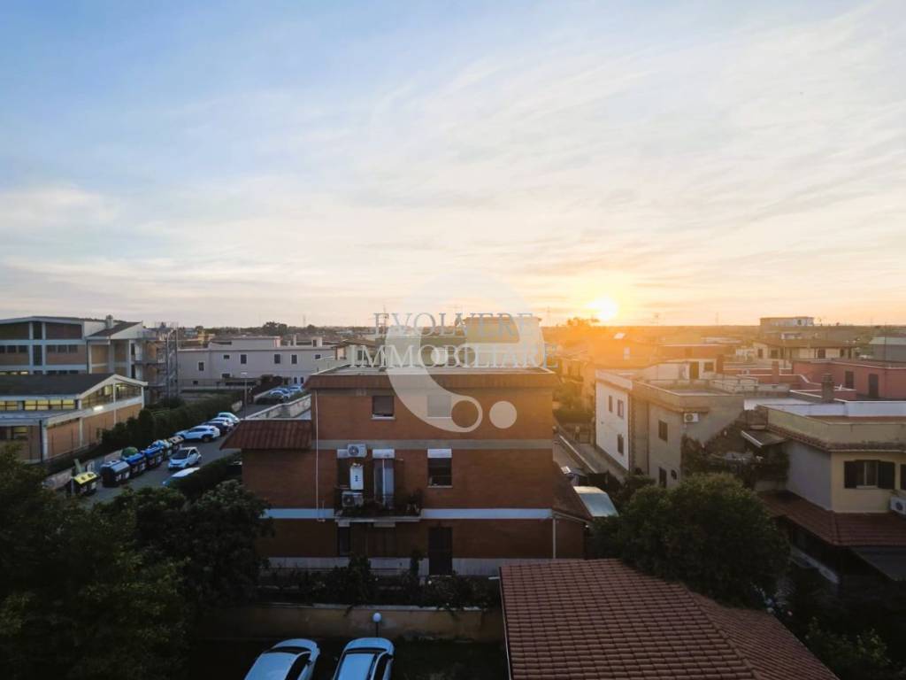 appartamento in vendita a Roma in zona Romanina