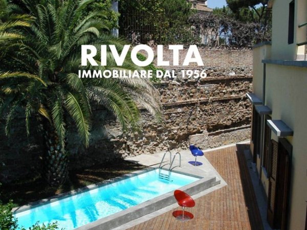 appartamento in vendita a Roma in zona Appio Latino