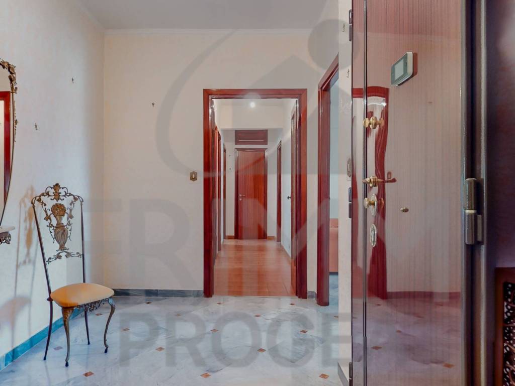 appartamento in vendita a Roma in zona Prenestino-Labicano