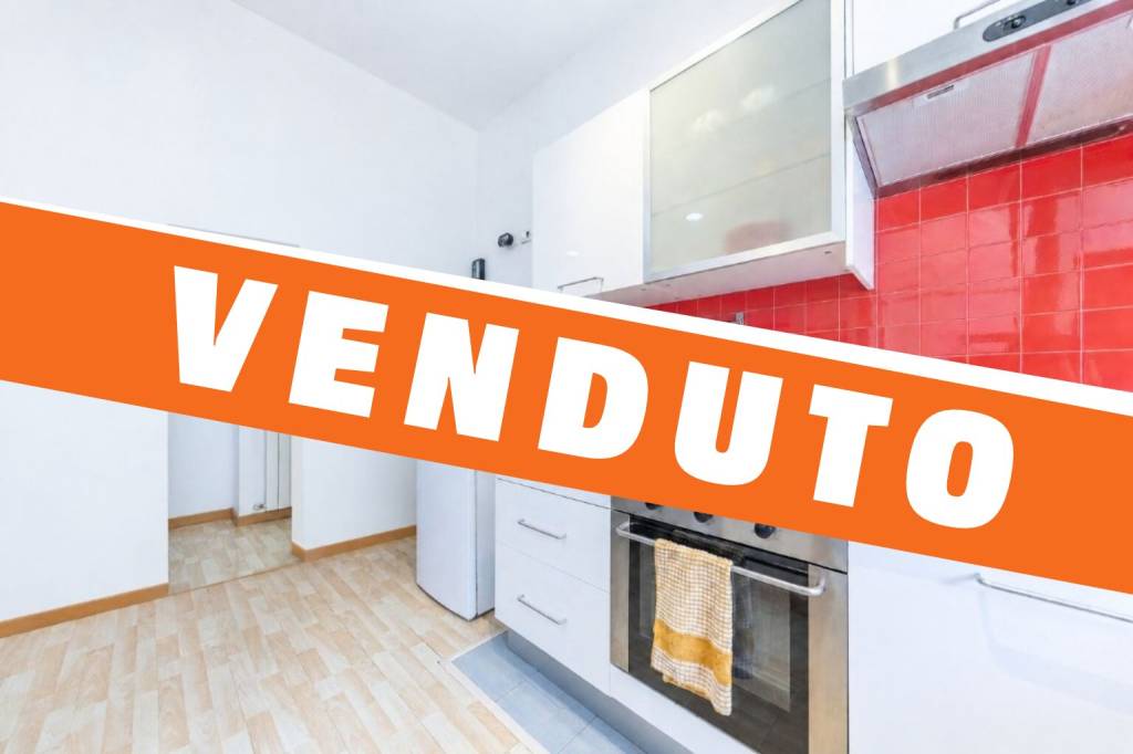 appartamento in vendita a Roma in zona Tuscolano