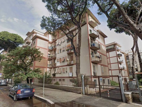 appartamento in vendita a Roma in zona Ostia