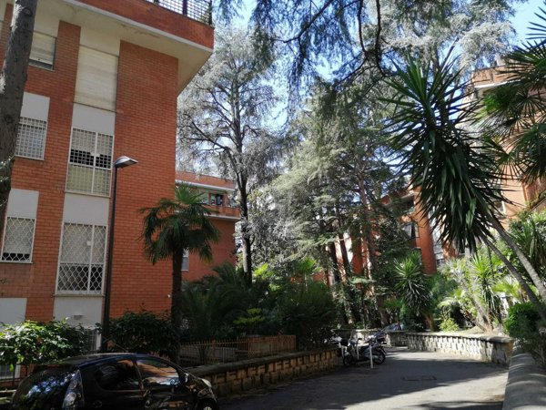 appartamento in vendita a Roma in zona Val Melaina