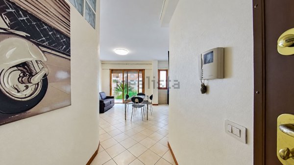 appartamento in vendita a Roma in zona Acilia