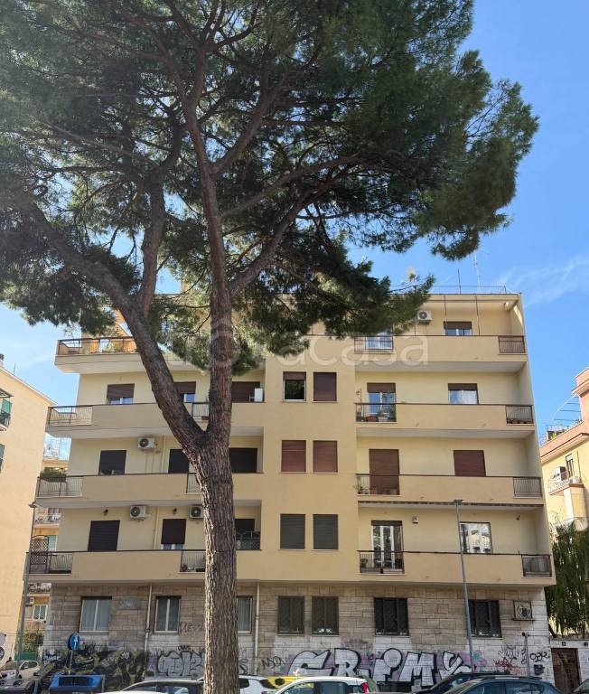 appartamento in vendita a Roma in zona Monte Sacro/Talenti